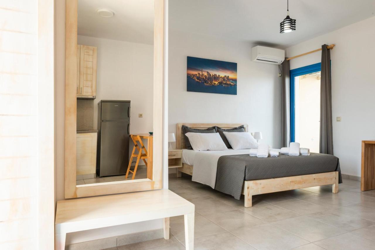 Blue Horizon Hotel Himare Exterior photo