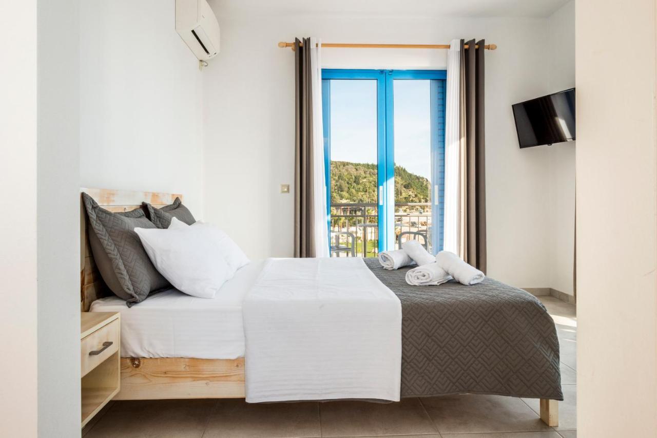 Blue Horizon Hotel Himare Exterior photo